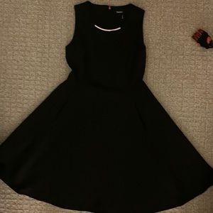 DKNY size 10 black high low dress